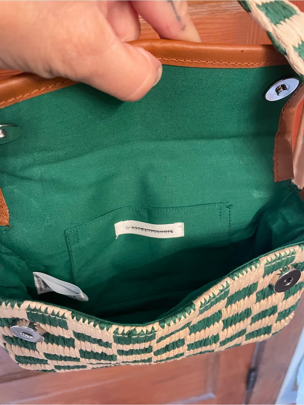 Anthropologie Fiona Shoulder Bag:
Raffia Edition in green and white check. - Picture 6 of 8